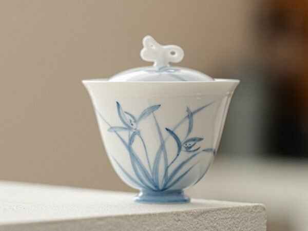 Cloud-Orchid-Butterfly-Gaiwan