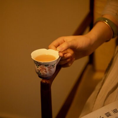 Mystic-Wisteria-Blossom-Handle