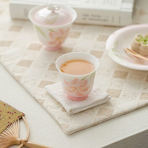主图-5 Jade Clay Blush Lily Tea Cup - Mirror Clarity Ceramic Teaware