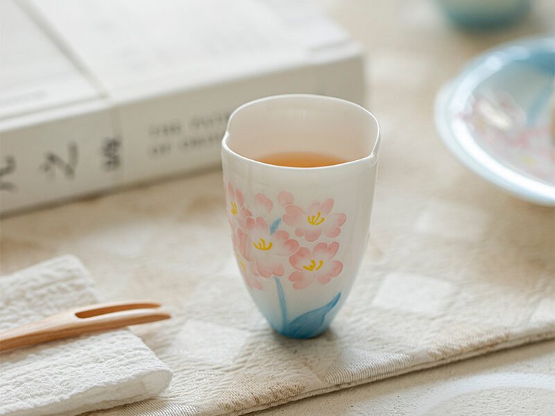 Jade Clay Teacup - Lotus Melody Design with Qingdeng Handle