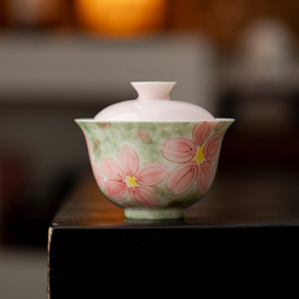 Apricot Lucky Gaiwan - Hand-Painted Lidded Tea Bowl