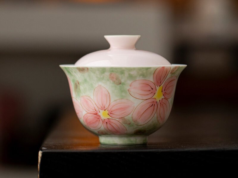 Apricot Lucky Gaiwan - Hand-Painted Lidded Tea Bowl