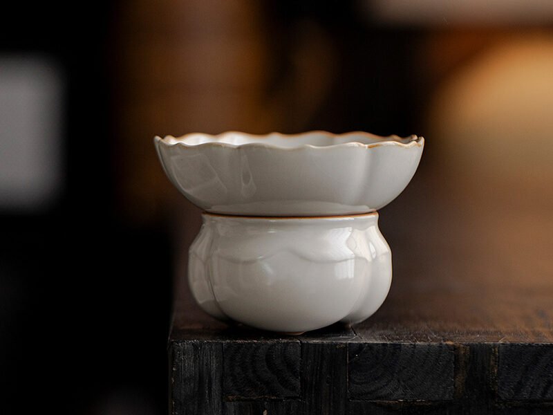 Beige Ruyao Lotus Tea Strainer Set