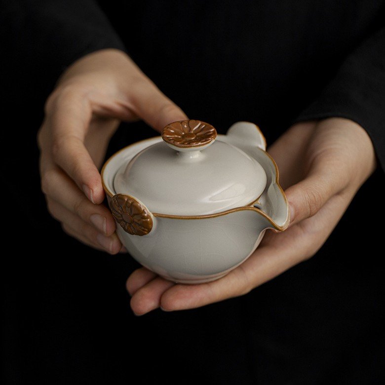 Beige Ruyao Celadon Floral Whisper Quick Brew Set - Handcrafted Modern Tea Ritual Essentials